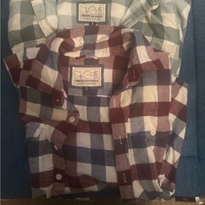 American Eagle Outfitters Men's Plaid Shirts - Burgundy and Blue
